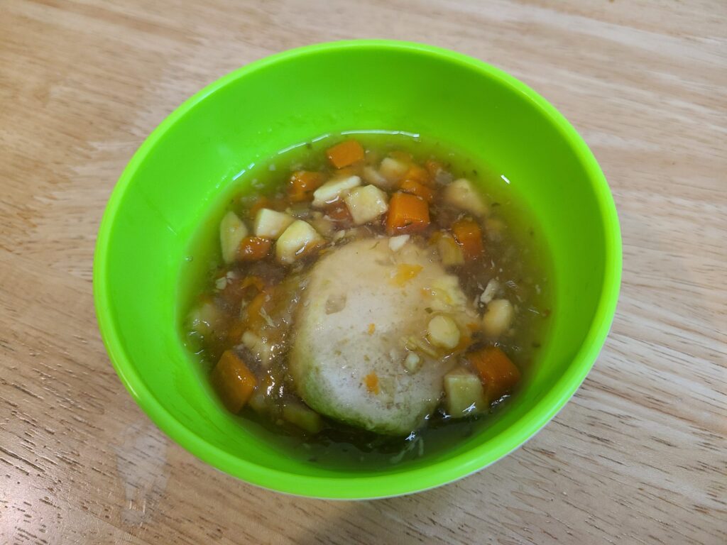 オイシックス“の「完了期 カツオハンバーグの照り焼き風」